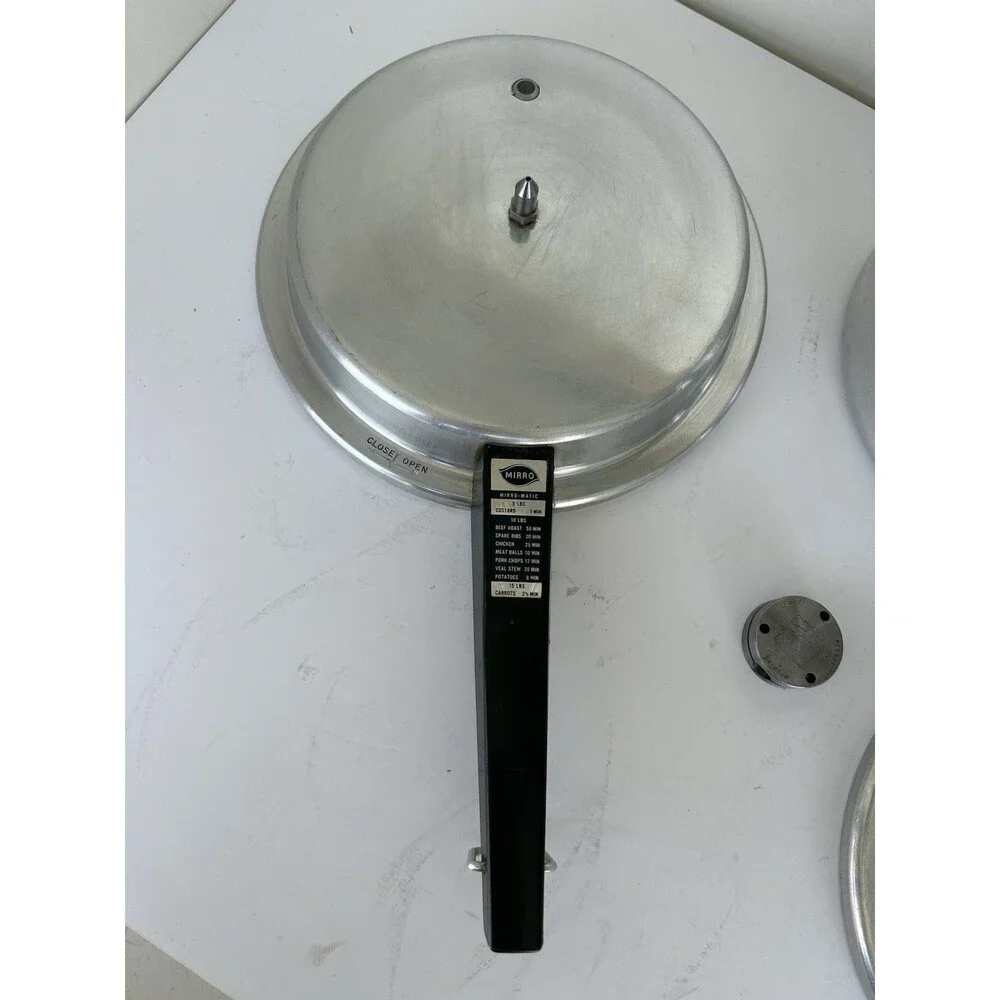 Mirro M-0294 4 Qt Pressure Cooker Canner w/Jiggler Rack Vintage USA